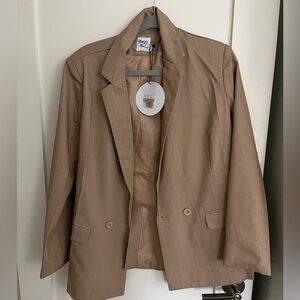 NWT Taupe Princess Polly Blazer